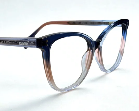 Óculos de Grau Feminino Clip-on Modelo 2 em 1 em Azul com Marrom Degradê