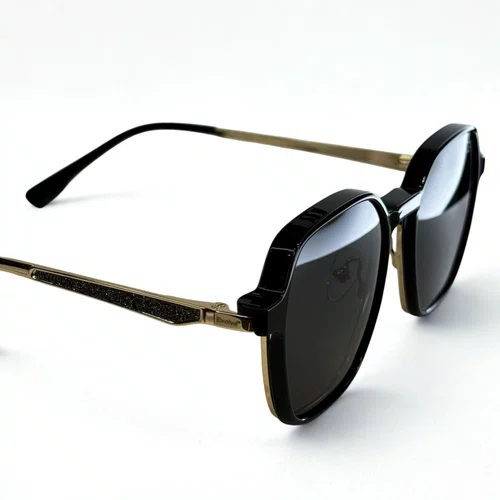 Óculos de grau feminino clip-on, modelo 2 em 1 em Metal Preto e Dourado