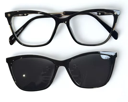 Óculos de Grau Feminino Clip-on Modelo 2 em 1 em Preto