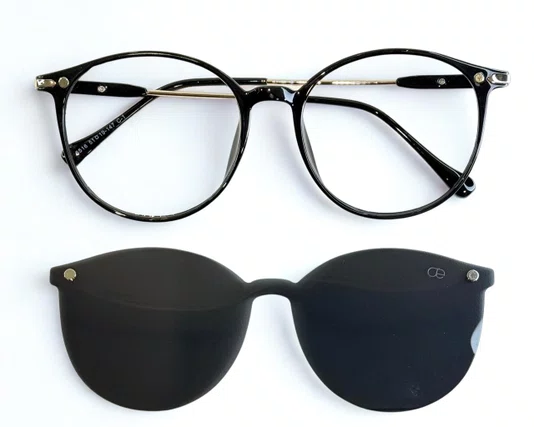 Óculos de Grau Feminino Clip-on Modelo 2 em 1 em  Preto