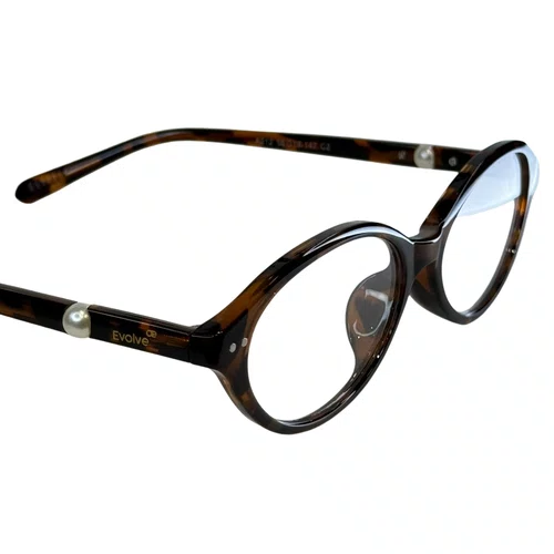 Óculos de grau feminino modelo Oval em Tartarugado