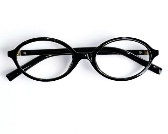 Óculos de Grau Feminino Oval Preto