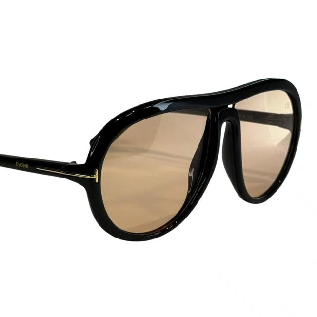 Óculos de sol feminino Evolve, modelo Máscara em Preto com lentes Cosméticas Amarelas