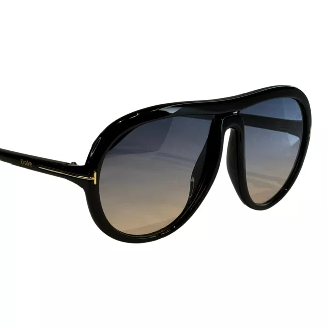Óculos de sol feminino Evolve, modelo Máscara em Preto com lentes Cosméticas Degradê