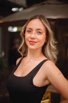 Óculos de grau Evolve, modelo Oval Metal em Dourado