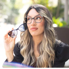 Óculos de grau feminino clip-on, modelo 2 em 1 em Metal em Dourado e Preto