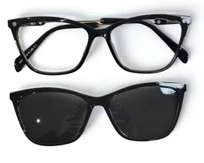 Óculos de Grau Feminino Clip-on Modelo 2 em 1 em Preto