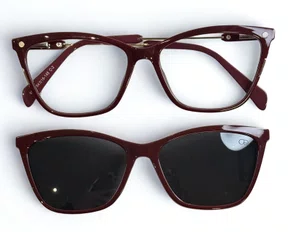 Óculos de Grau Feminino Clip-on Modelo 2 em 1 em Vermelho