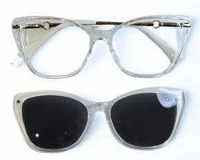 Óculos de Grau Feminino Clip-on Modelo 2 em 1 Transparente