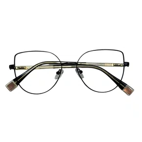 Óculos de grau feminino modelo gatinho em Preto