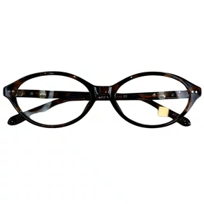 Óculos de grau feminino modelo Oval em Tartarugado