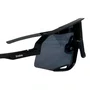 Óculos de sol Evolve, modelo esportivo em Preto com lente Cinza